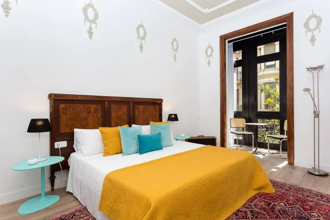 Luxury 4Bdr In Gracia Lejlighed Barcelona 0*,  Spanien